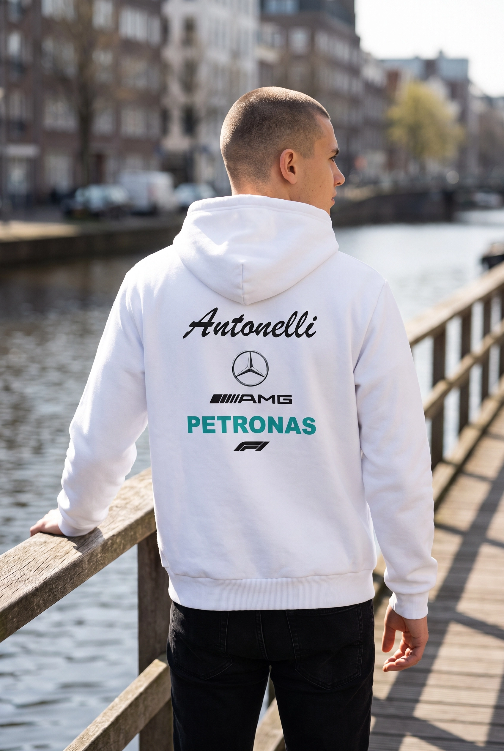 Unisex Beyaz Kapüşonlu Sweatshirt – Mercedes AMG Petronas Antonelli F1 Baskılı Hoodie