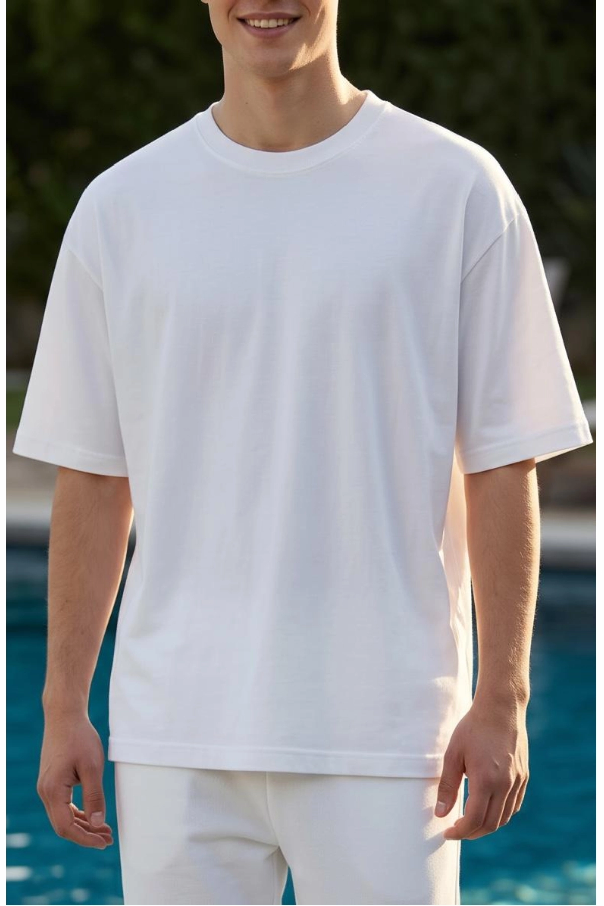 Oversize Tişört Unisex %100 Pamuk 200 gr Kalın Kumaş Basic Bol Kesim T Shirt Beyaz